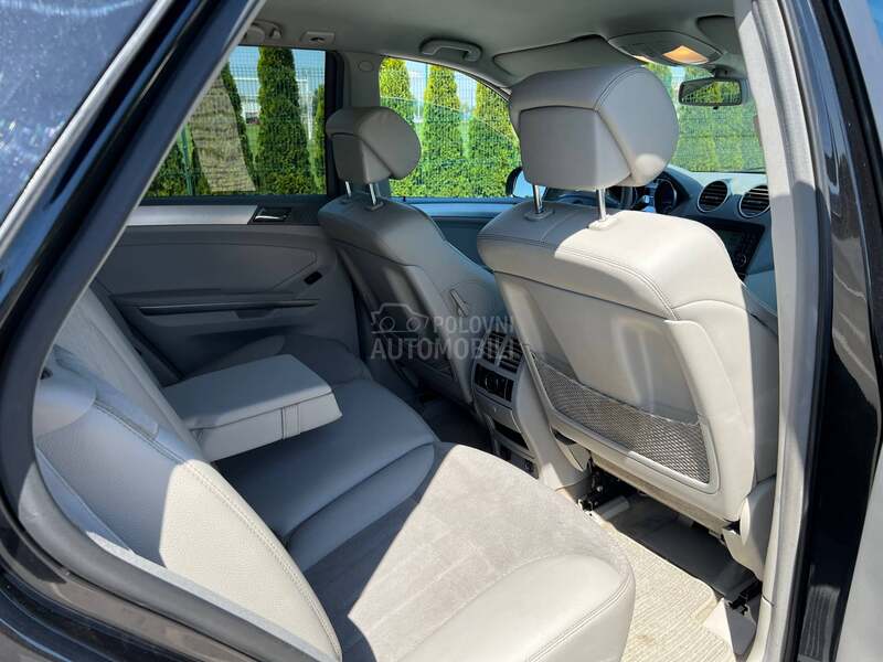 Mercedes Benz ML 320 