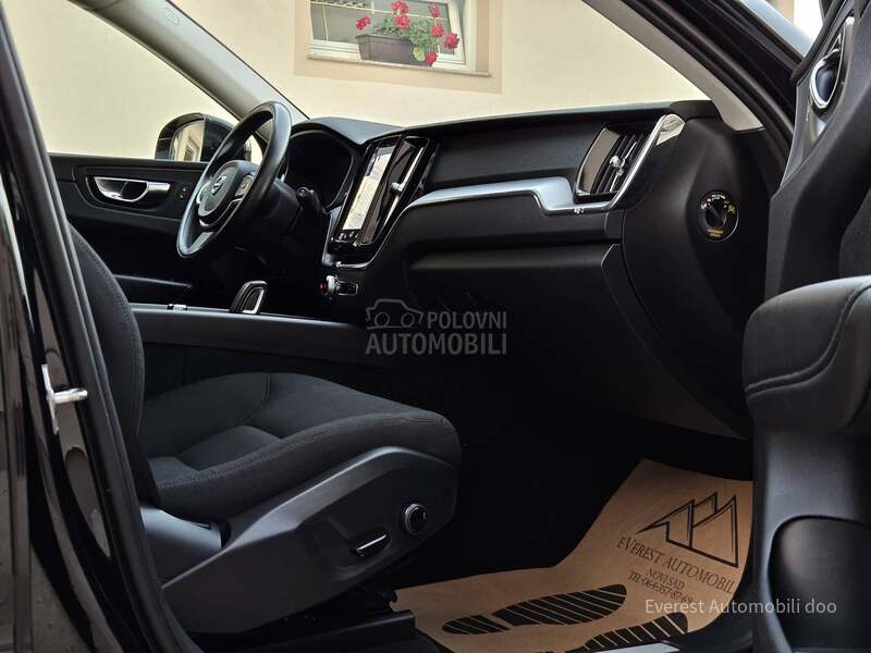 Volvo XC60 2.0 B4/MILD HYBRID/