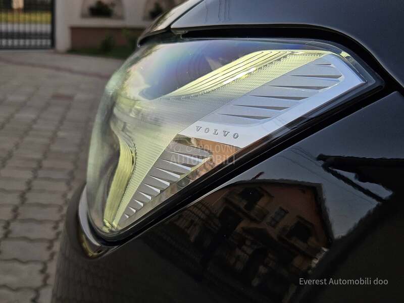 Volvo XC60 2.0 B4/MILD HYBRID/