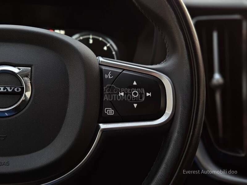 Volvo XC60 2.0 B4/MILD HYBRID/