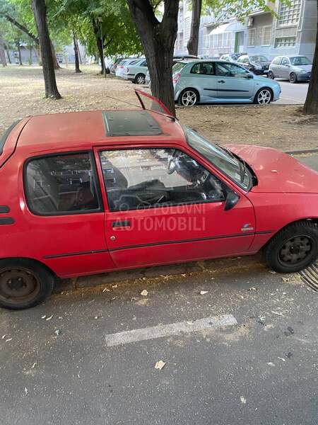 Peugeot 205 