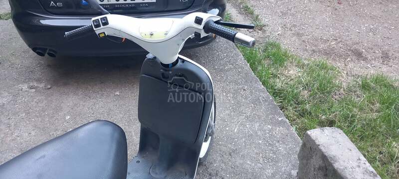 Piaggio free
