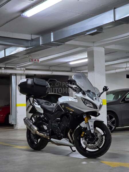 Yamaha FZ8-SA Fazer