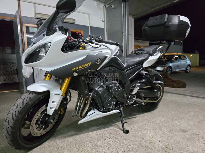 Yamaha FZ8-SA Fazer