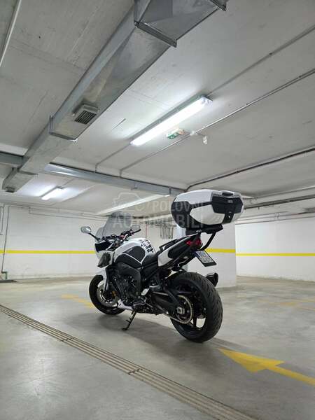 Yamaha FZ8-SA Fazer