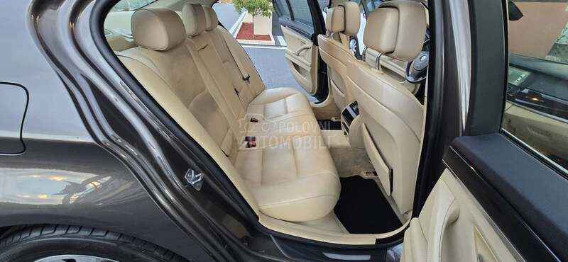 BMW 520 AUT/NAV/PAN/o p i s