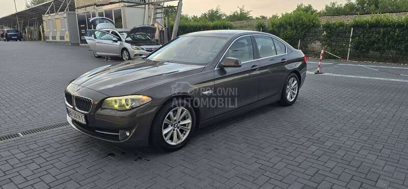 BMW 520 AUT/NAV/PAN/o p i s