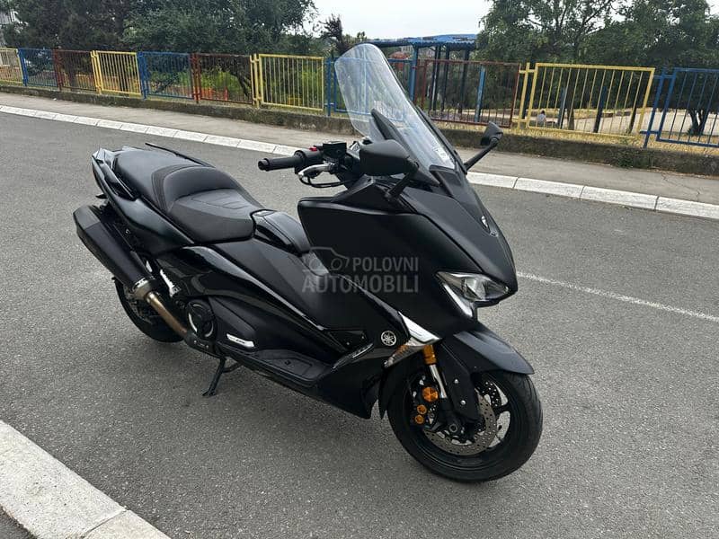 Yamaha Tmax DX