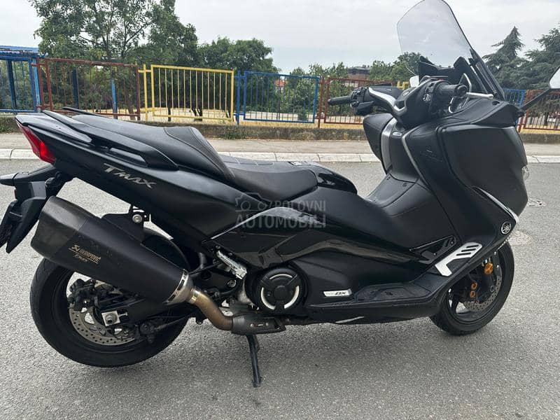 Yamaha Tmax DX
