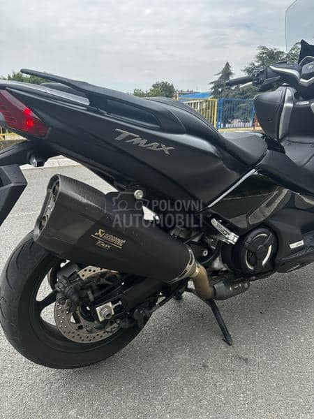Yamaha Tmax DX