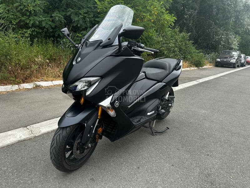 Yamaha Tmax DX