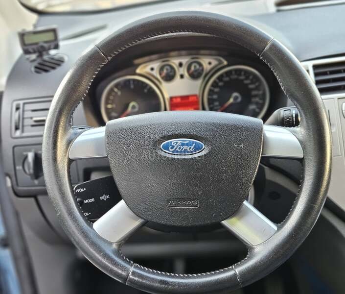 Ford Kuga 2.0TDCI 4WD /CH/