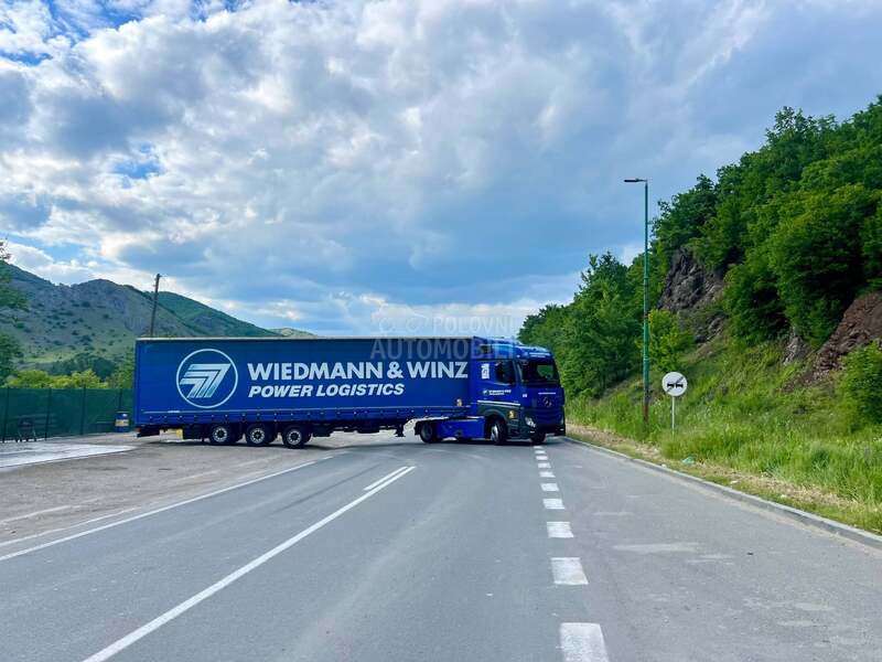 Mercedes Benz Actros 1842
