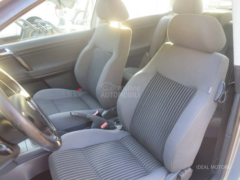 Volkswagen Polo 1.4 B