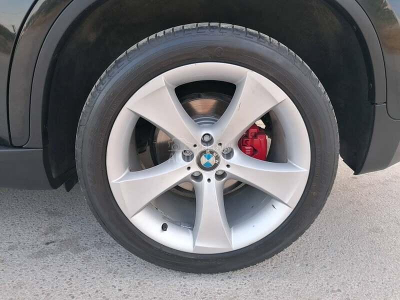 BMW X6 3.0d 4x4 XDRIVE CH