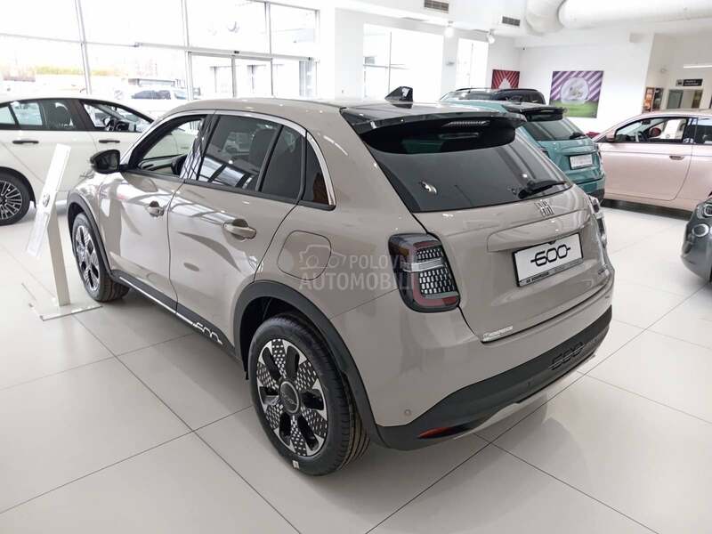 Fiat 600 La Prima Hybrid