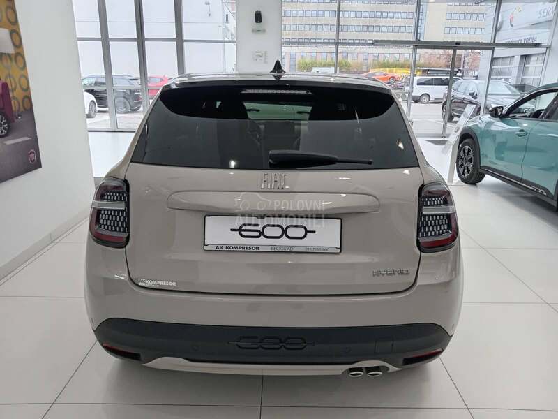 Fiat 600 La Prima Hybrid