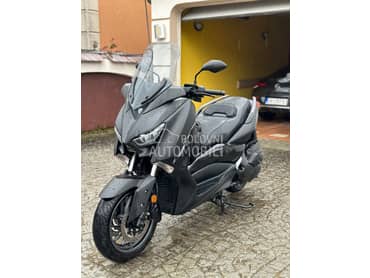 Yamaha Xmax 400