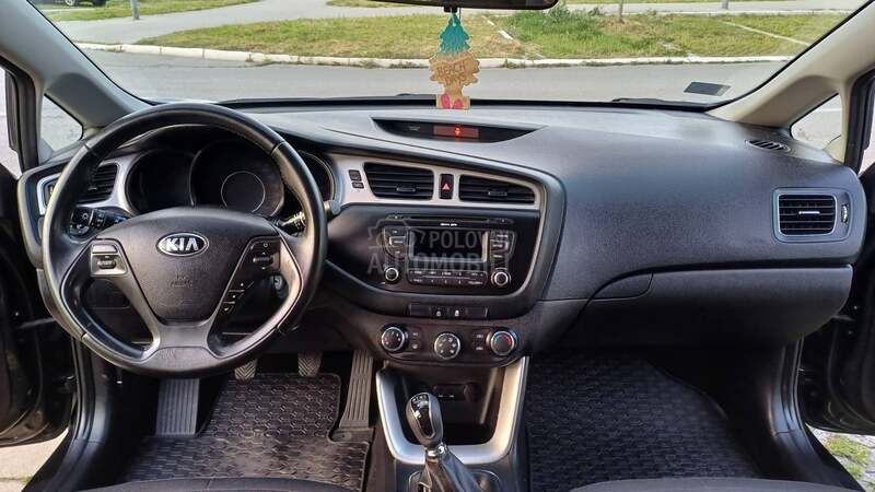 Kia cee`d sw 1.4 LX