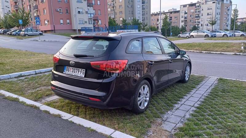 Kia cee`d sw 1.4 LX