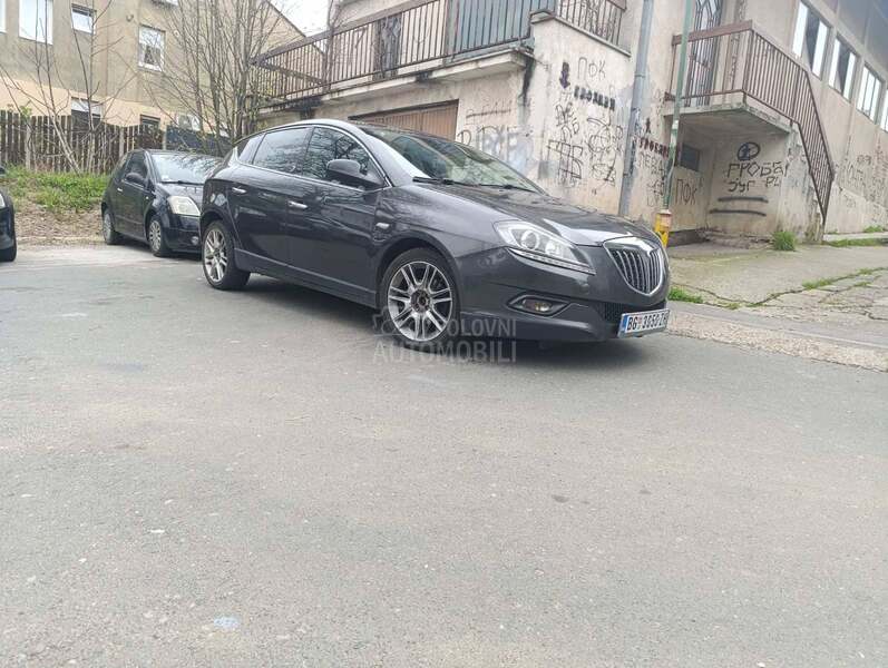 Lancia Delta 1.6 mjtd
