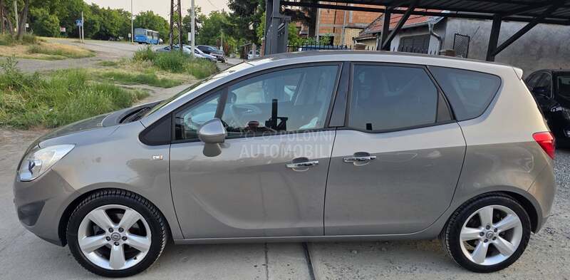 Opel Meriva 1.4 B