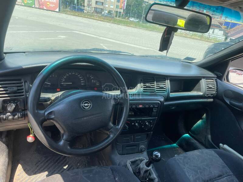 Opel Vectra B 