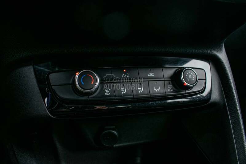 Opel Corsa F 1.2
