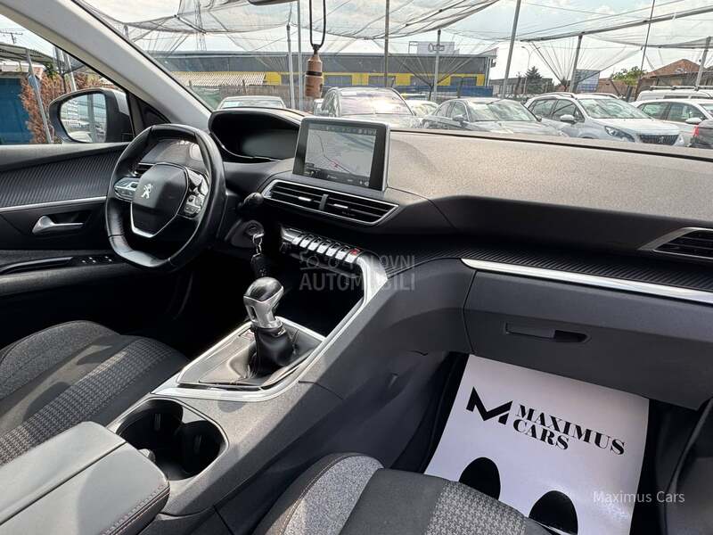 Peugeot 3008 1.2 PURETECH