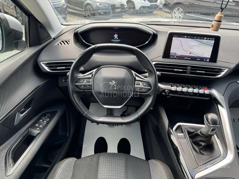 Peugeot 3008 1.2 PURETECH