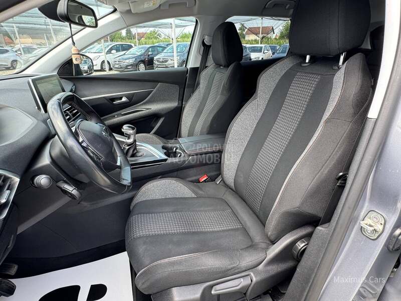 Peugeot 3008 1.2 PURETECH