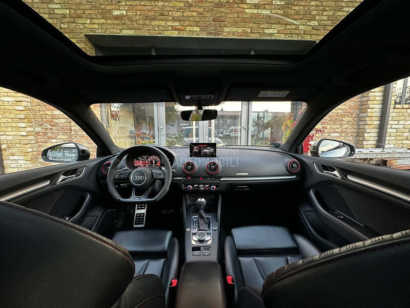 Audi RS3 Matrix