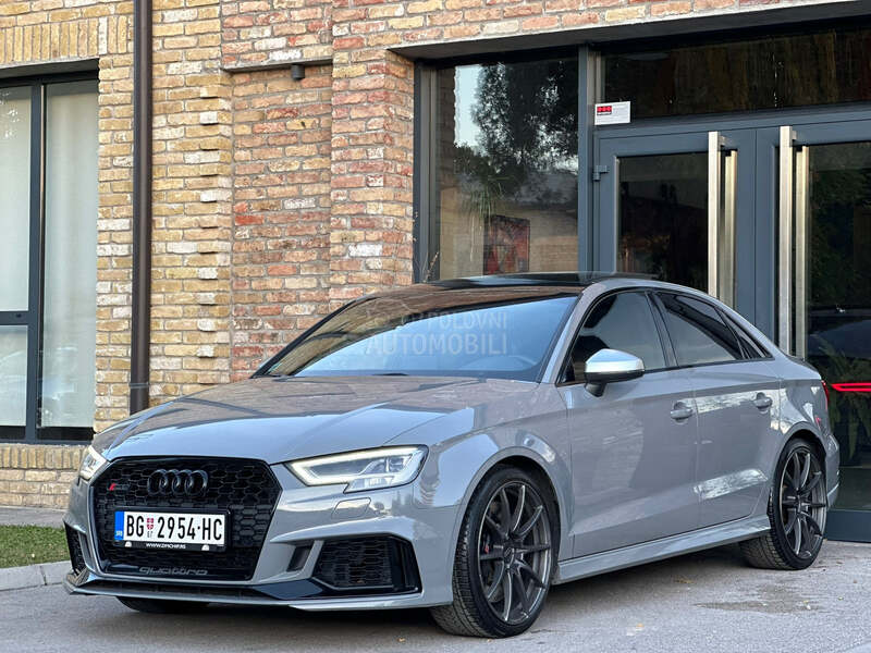 Audi RS3 Matrix