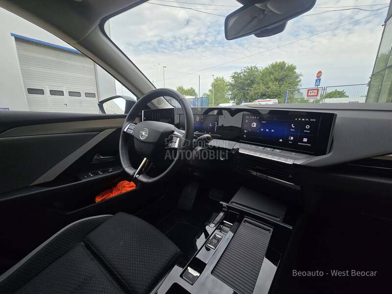 Opel Astra L AT EDITION