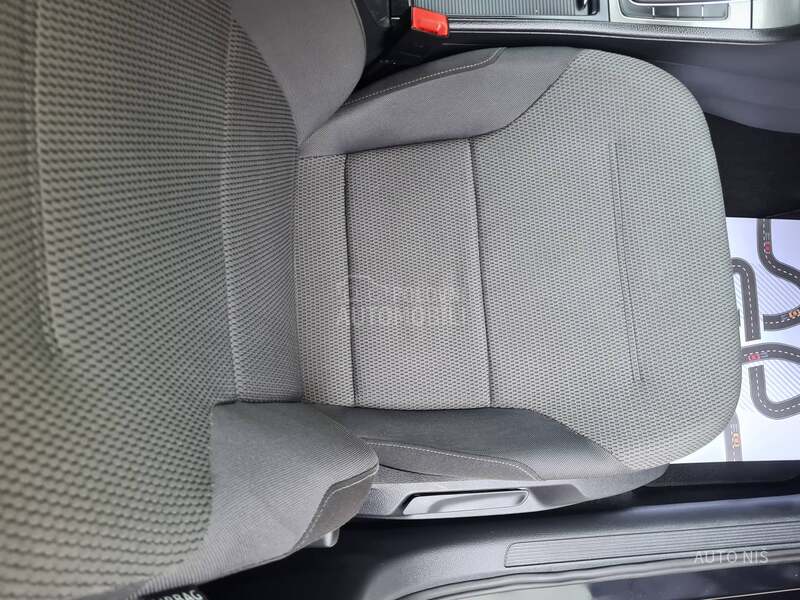 Volkswagen Golf 7 1.6 TDI COMFORTLINE