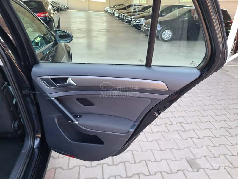 Volkswagen Golf 7 1.6 TDI COMFORTLINE