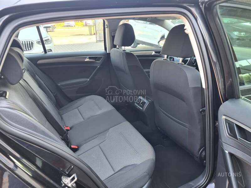 Volkswagen Golf 7 1.6 TDI COMFORTLINE