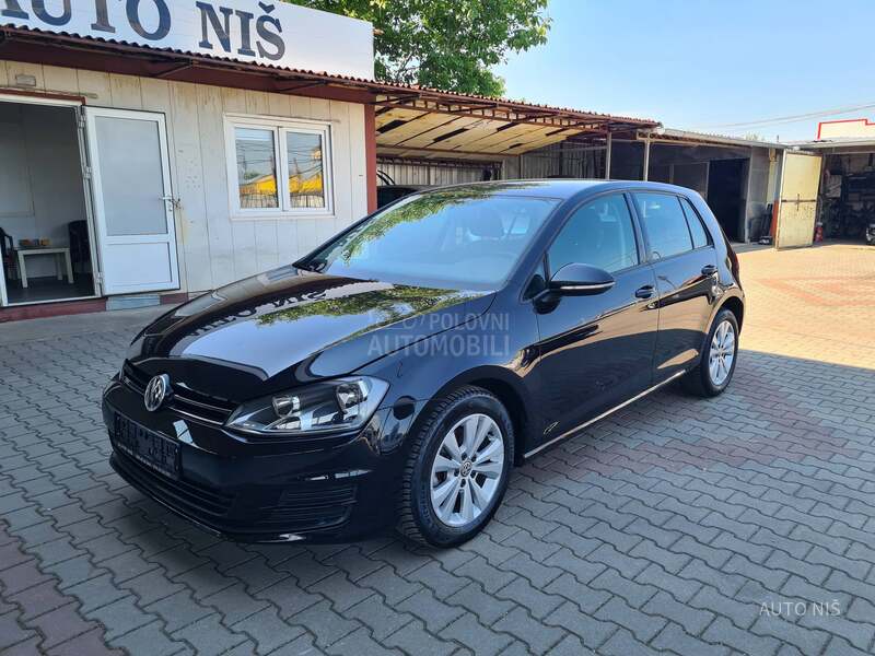 Volkswagen Golf 7 1.6 TDI COMFORTLINE