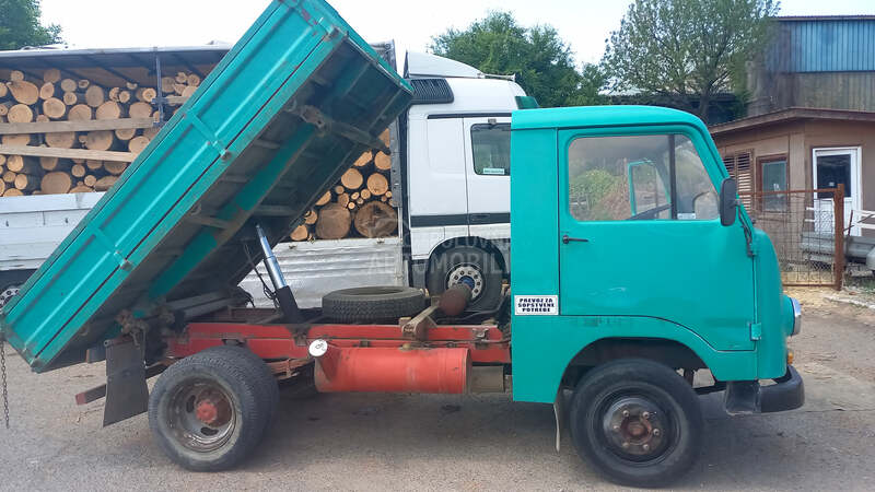 TAM 80