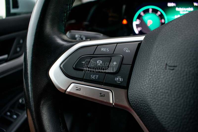 Volkswagen Golf 8 