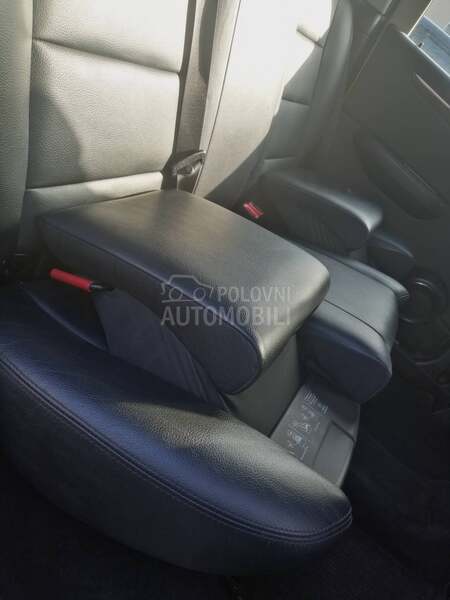 Mercedes Benz B 180 /AVANTGARDE MAX /