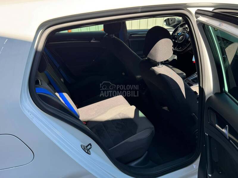 Volkswagen Golf 7 7.5 R Look
