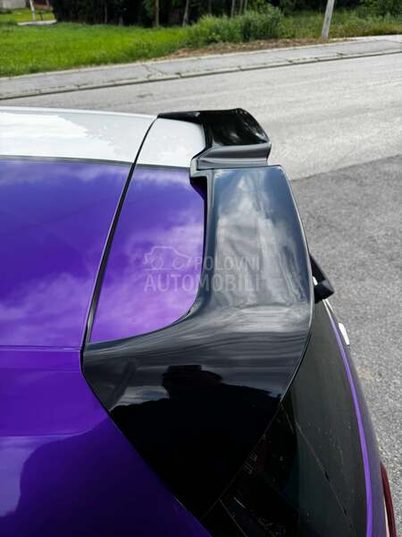 Volkswagen Golf 7 7.5 R Look