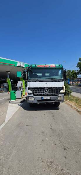 Mercedes Benz Aktros 4141