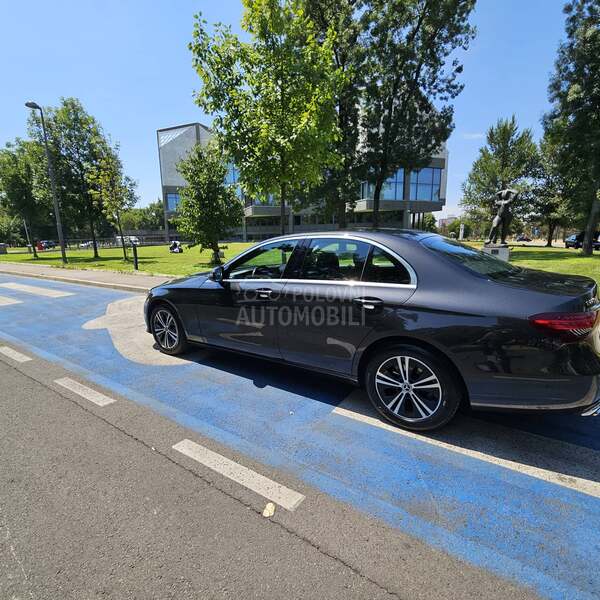Mercedes Benz E 220 
