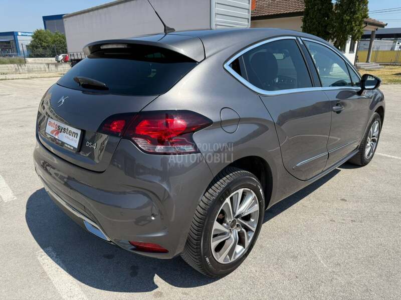 Citroen DS4 1.2i