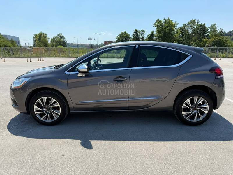 Citroen DS4 1.2i