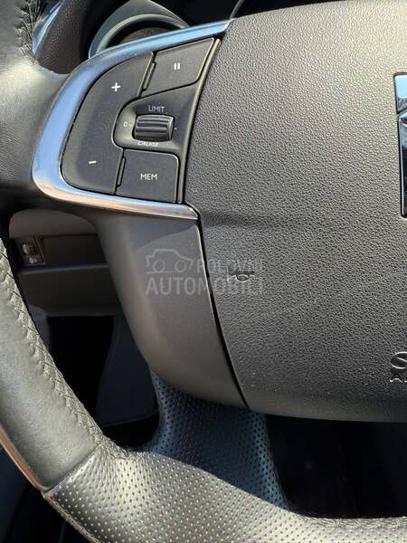 Citroen DS4 1.2i