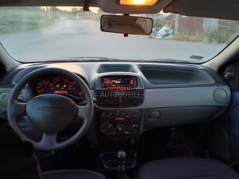 Fiat Punto 1.2 8v p.liin A.tes