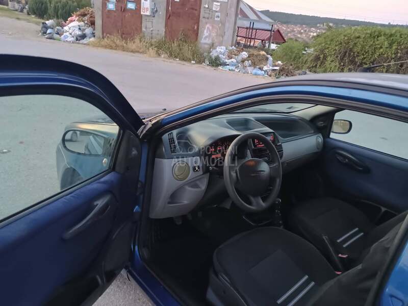 Fiat Punto 1.2 8v p.liin A.tes